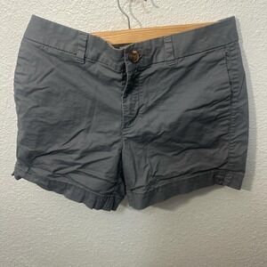 Grey Old Navy ruffle shorts